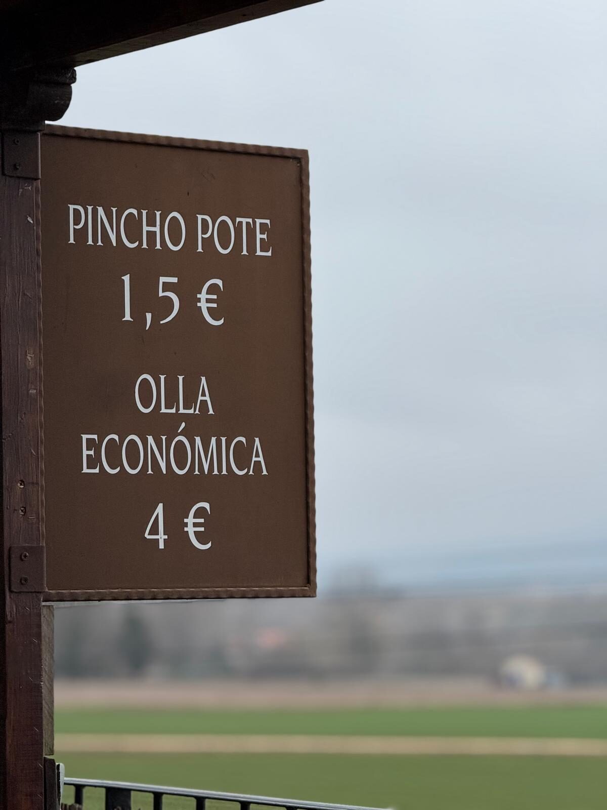 Cartel pincho pote